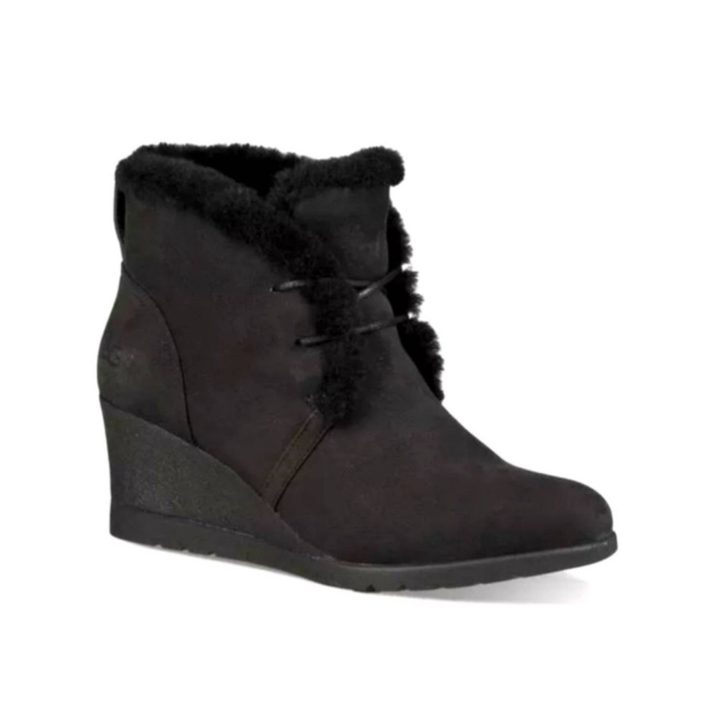 UGG Jeovana Wedge Bootie